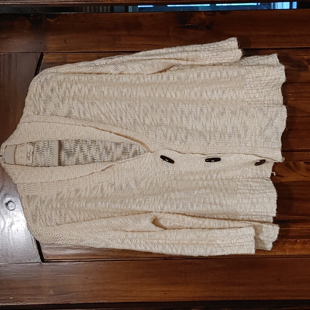 #69. Millibon USA Women Medium Oversized Cardigan Ivory Knit